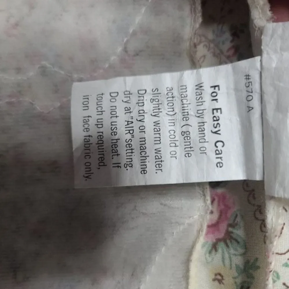 Vintage 90's Grannycore Cottagecore Pink Dainty Floral Pillowcase